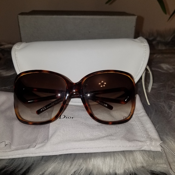 Dior Mandrague Sunglasses - Picture 1 of 9